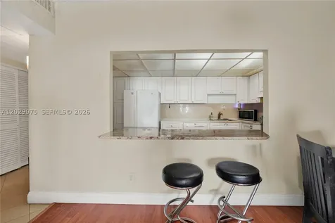 19390 Collins Avenue Sunny Isles Beach FL 33160
