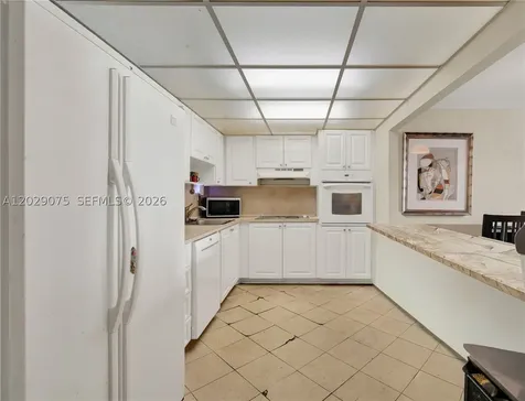 19390 Collins Avenue Sunny Isles Beach FL 33160