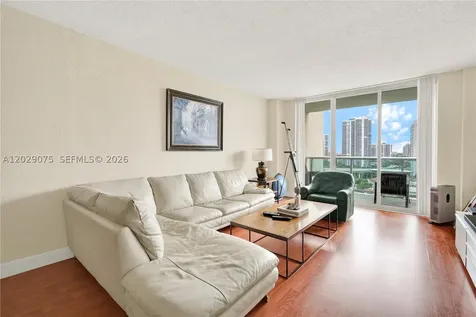 19390 Collins Avenue Sunny Isles Beach FL 33160