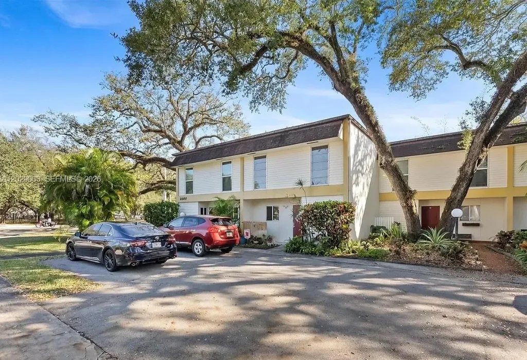3300 Atlanta Street Hollywood FL 33021