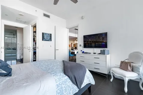200 Biscayne Boulevard Way Miami FL 33131