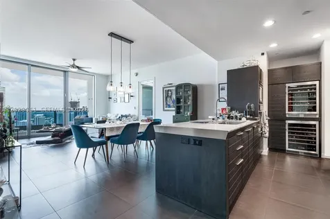 200 Biscayne Boulevard Way Miami FL 33131