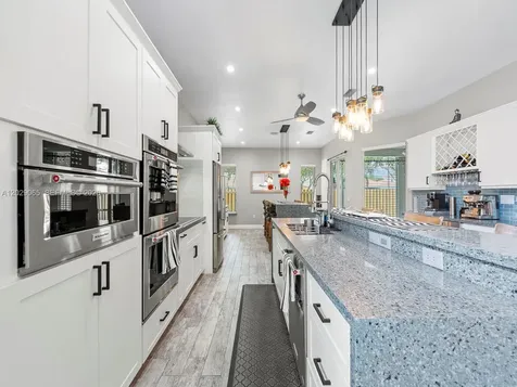 2021 SE 17th Avenue Homestead FL 33035