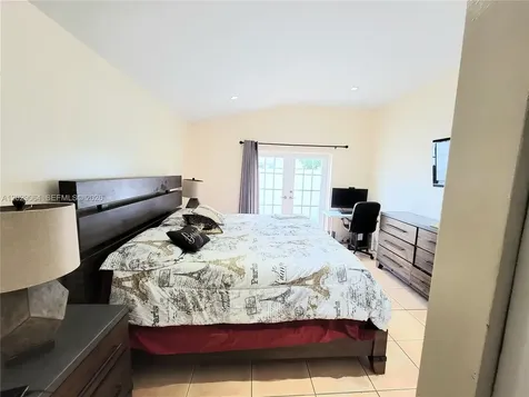 5267 NW 186th Lane Miami Gardens FL 33055