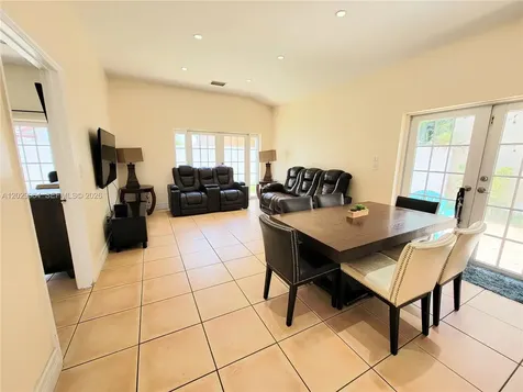5267 NW 186th Lane Miami Gardens FL 33055