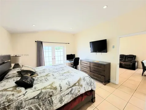 5267 NW 186th Lane Miami Gardens FL 33055