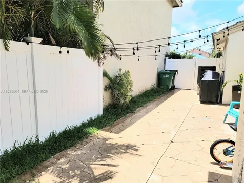 5267 NW 186th Lane Miami Gardens FL 33055