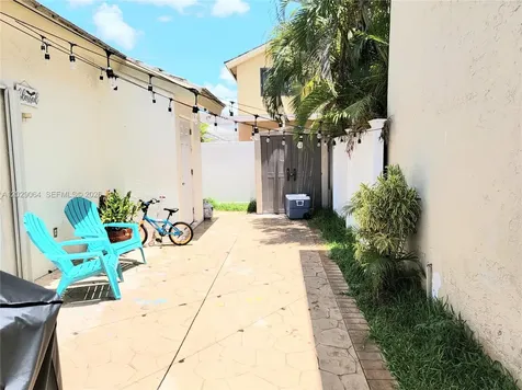 5267 NW 186th Lane Miami Gardens FL 33055
