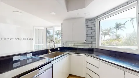 21050 NE 38th Avenue Aventura FL 33180