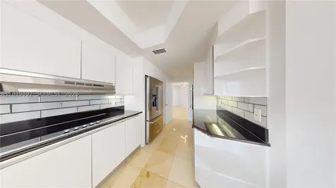 21050 NE 38th Avenue Aventura FL 33180