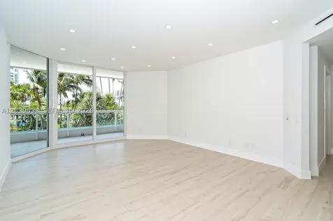 21050 NE 38th Avenue Aventura FL 33180