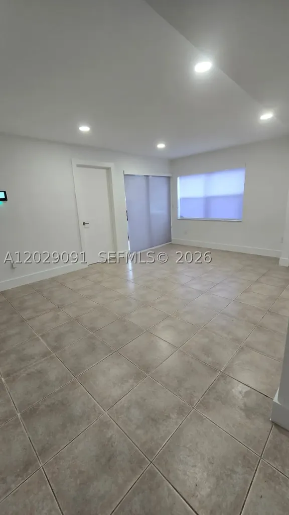 6515 W 26th Drive Hialeah FL 33016