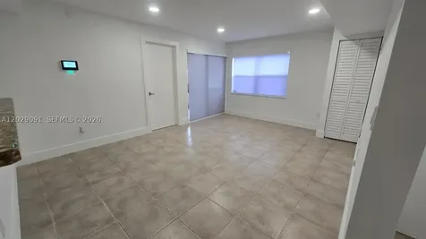 6515 W 26th Drive Hialeah FL 33016