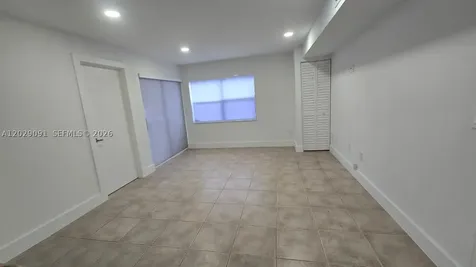 6515 W 26th Drive Hialeah FL 33016