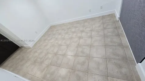 6515 W 26th Drive Hialeah FL 33016