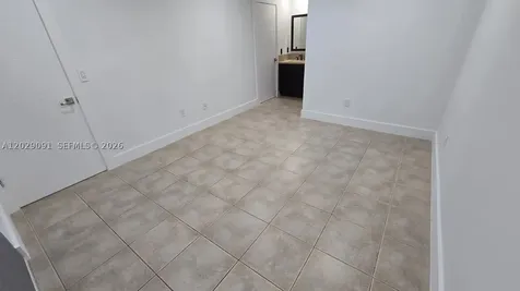 6515 W 26th Drive Hialeah FL 33016