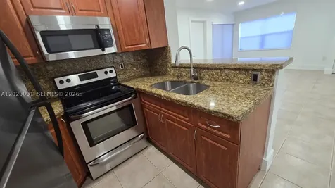 6515 W 26th Drive Hialeah FL 33016