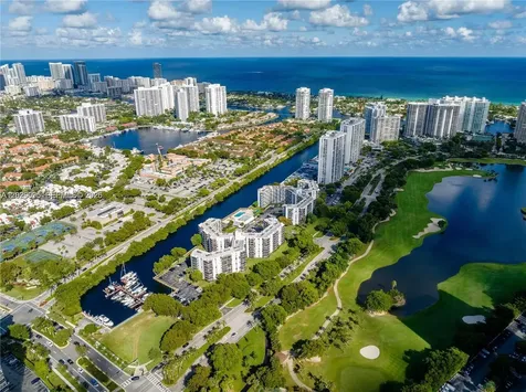 3475 N Country Club Drive Aventura FL 33180