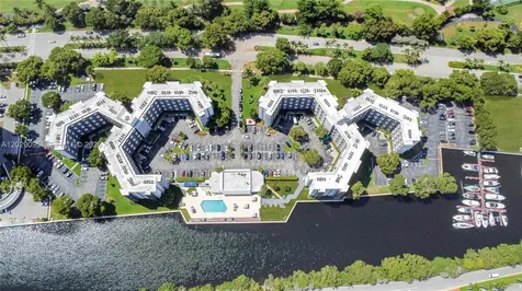 3475 N Country Club Drive Aventura FL 33180