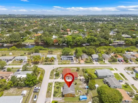 650 NW 3rd Avenue Deerfield Beach FL 33441
