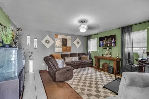 650 NW 3rd Avenue Deerfield Beach FL 33441