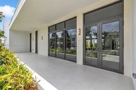 16689 N Botaniko Drive N Weston FL 33326