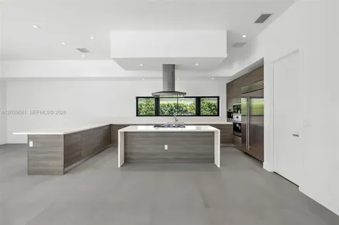 16689 N Botaniko Drive N Weston FL 33326
