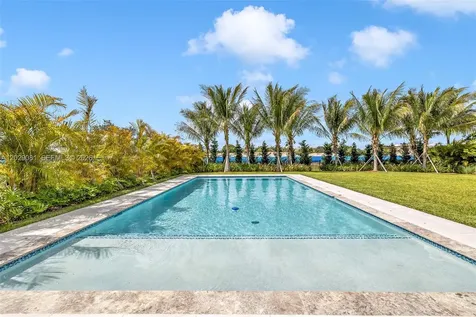 16689 N Botaniko Drive N Weston FL 33326