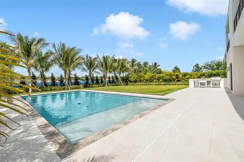 16689 N Botaniko Drive N Weston FL 33326