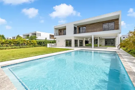 16689 N Botaniko Drive N Weston FL 33326