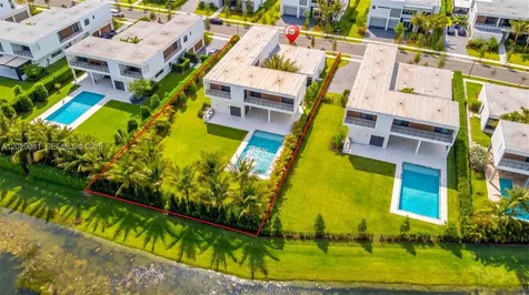 16689 N Botaniko Drive N Weston FL 33326