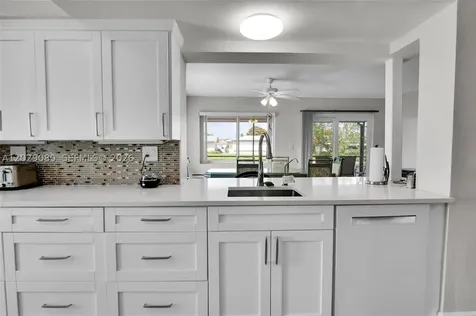 4905 NW 47th Avenue Tamarac FL 33319