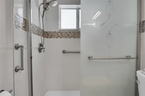 4905 NW 47th Avenue Tamarac FL 33319