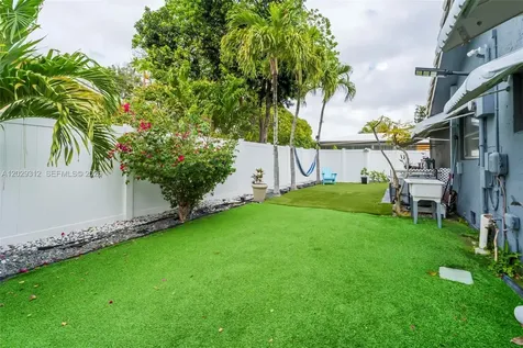 7211 NW 76th Street Tamarac FL 33321