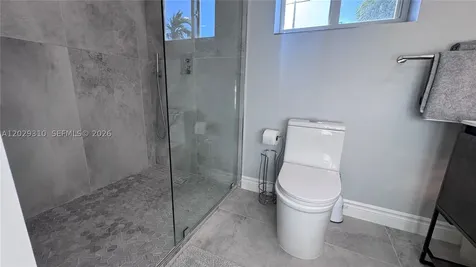 903 NE 27th Avenue Hallandale Beach FL 33009