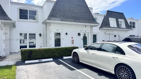 903 NE 27th Avenue Hallandale Beach FL 33009
