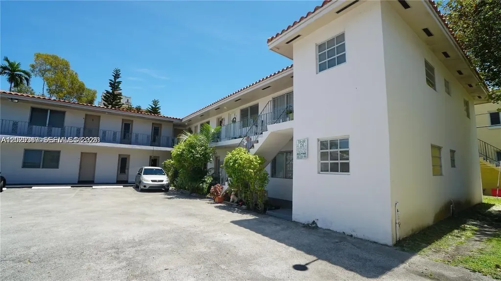 236 Madeira Avenue Coral Gables FL 33134