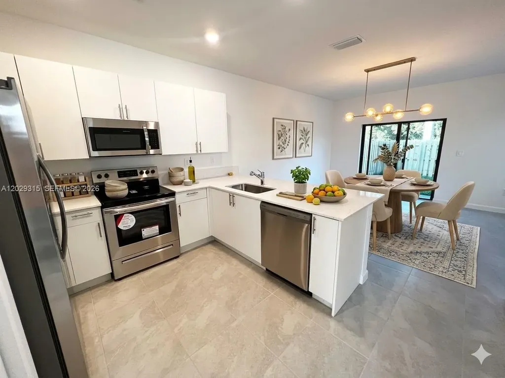 24600 SW 119th Place Miami FL 33032