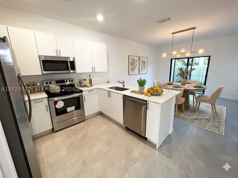 24600 SW 119th Place Miami FL 33032