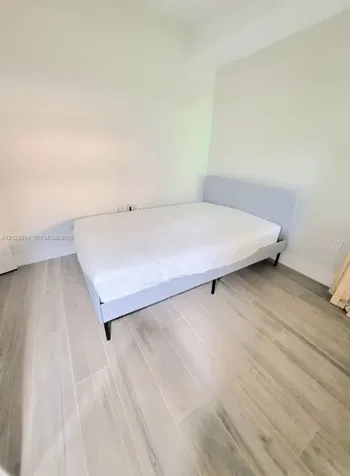 15495 N Miami Lakeway N Miami Lakes FL 33014