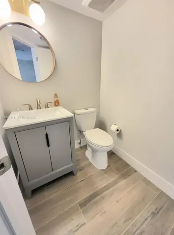 15495 N Miami Lakeway N Miami Lakes FL 33014