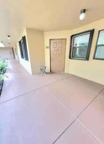 15495 N Miami Lakeway N Miami Lakes FL 33014