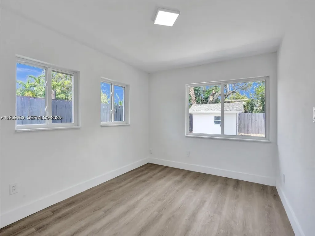 1609 NW 7th Terrace Fort Lauderdale FL 33311