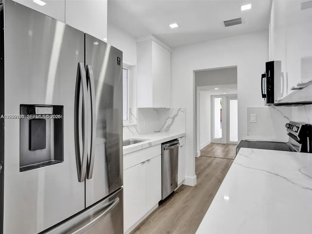 1609 NW 7th Terrace Fort Lauderdale FL 33311