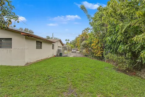 7931 SW 59th Avenue South Miami FL 33143