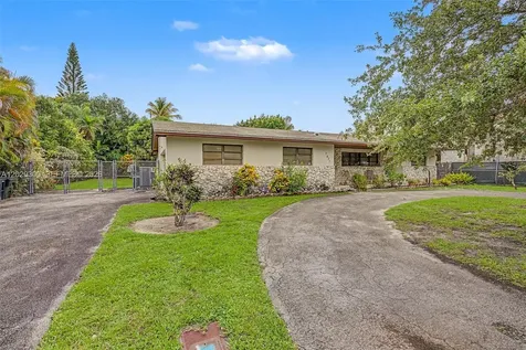 7931 SW 59th Avenue South Miami FL 33143