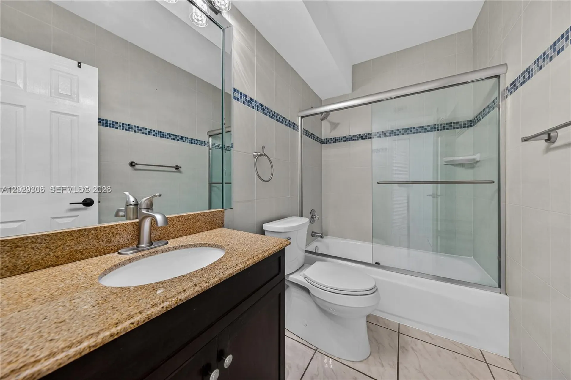 211 S 57th Way Hollywood FL 33023