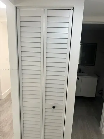 5280 NW 7th Street Miami FL 33126