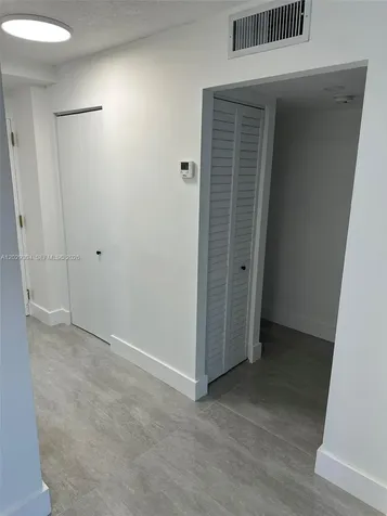 5280 NW 7th Street Miami FL 33126