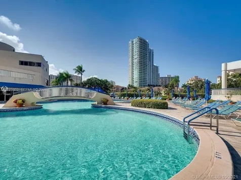 19707 Turnberry Way Aventura FL 33180